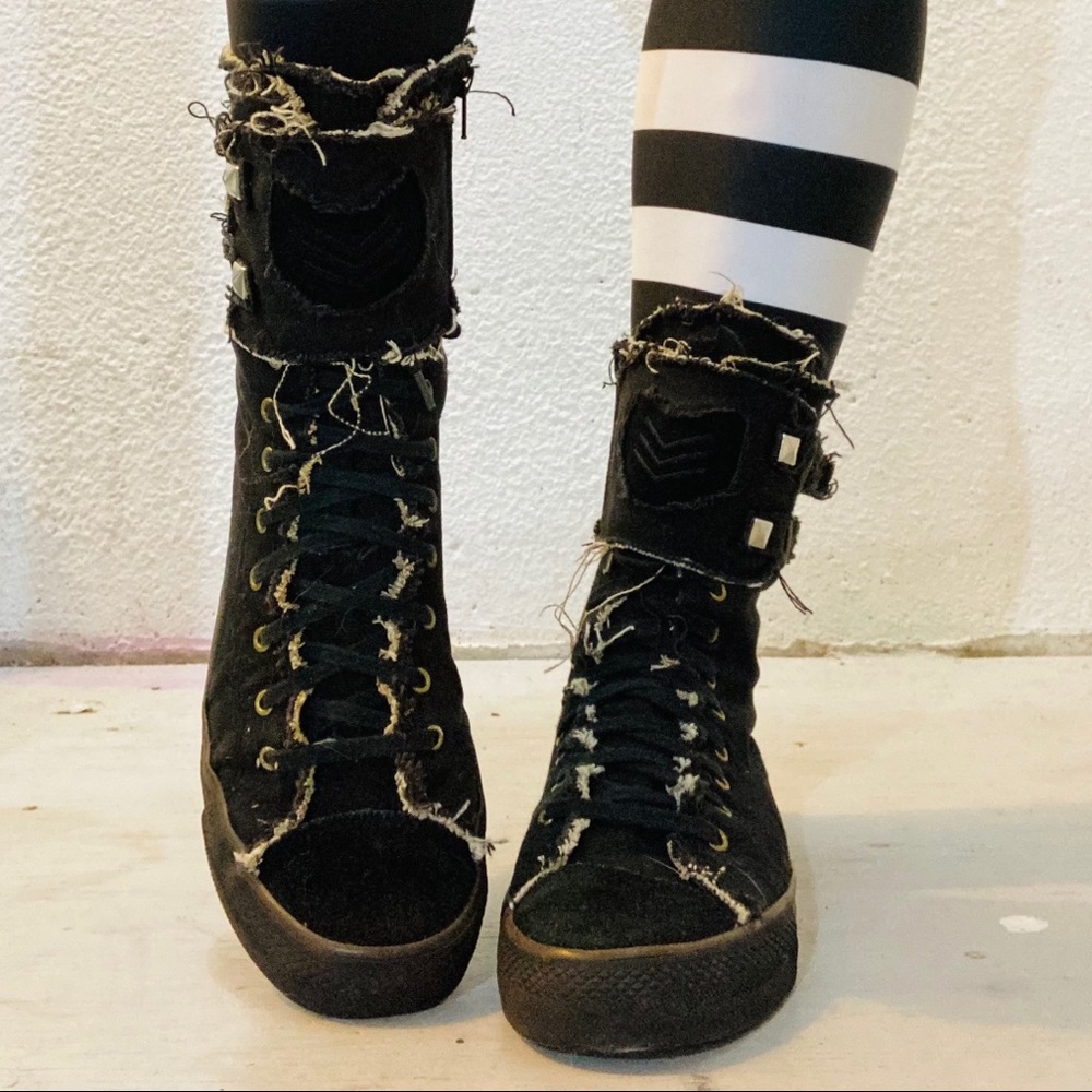 Skechers Combat Sneaker Boots